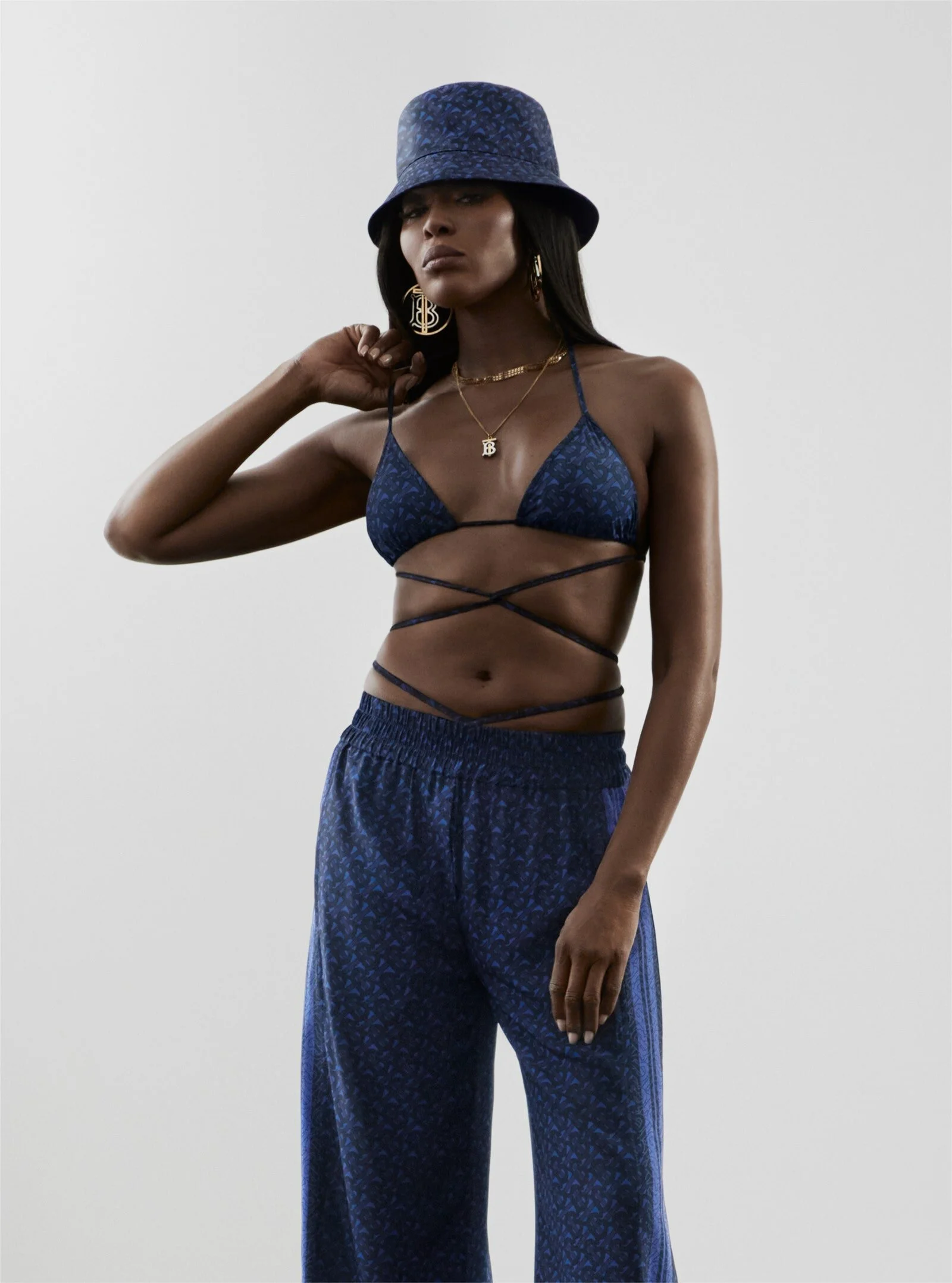 Naomi Campbell in Burberry's TB Monogram Summer 2021 Ads — Anne of